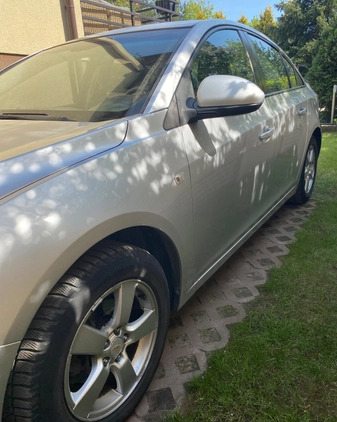 Chevrolet Cruze cena 21000 przebieg: 183000, rok produkcji 2010 z Marki małe 92